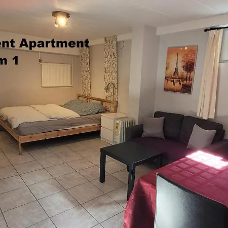 Spacious 110m2 2br Basement Retreat, Jacuzzi, Table Tennis & Garden Access Apartment Malmo
